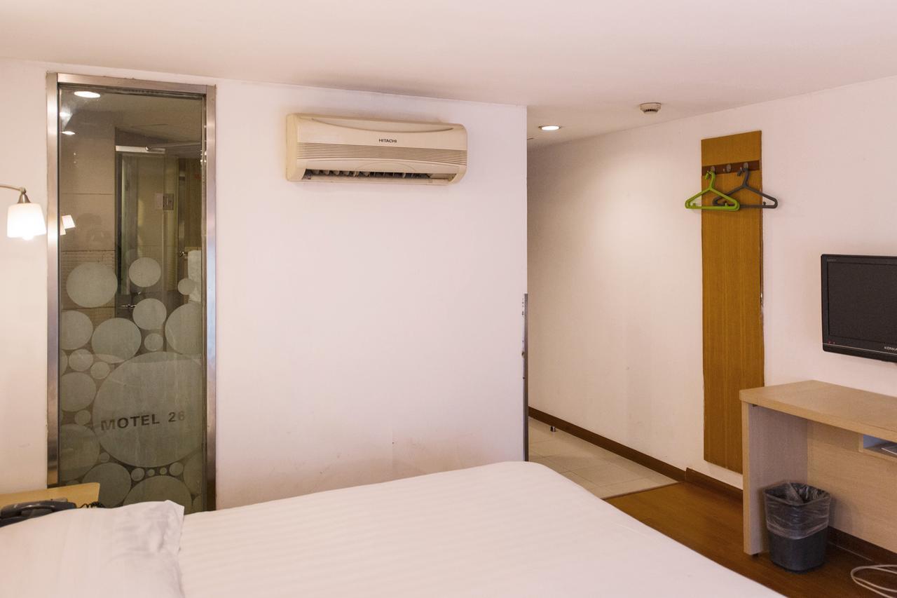 Motel Shenzhen Longgang Longcheng Square Metro Station ภายนอก รูปภาพ