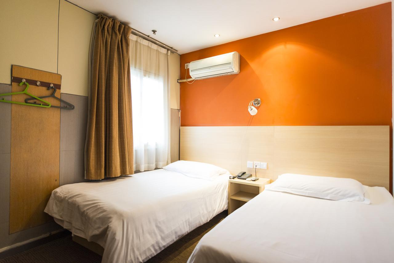 Motel Shenzhen Longgang Longcheng Square Metro Station ภายนอก รูปภาพ