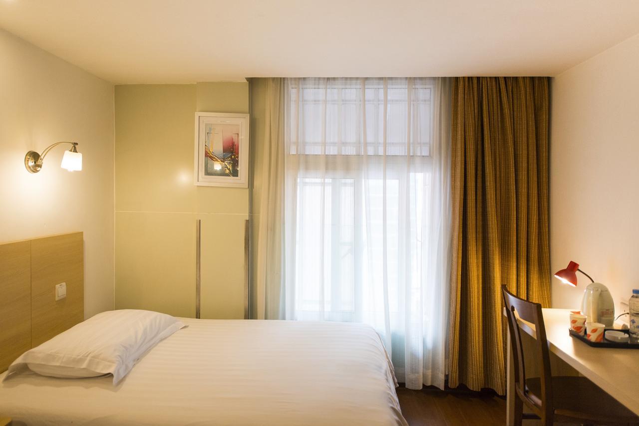Motel Shenzhen Longgang Longcheng Square Metro Station ภายนอก รูปภาพ