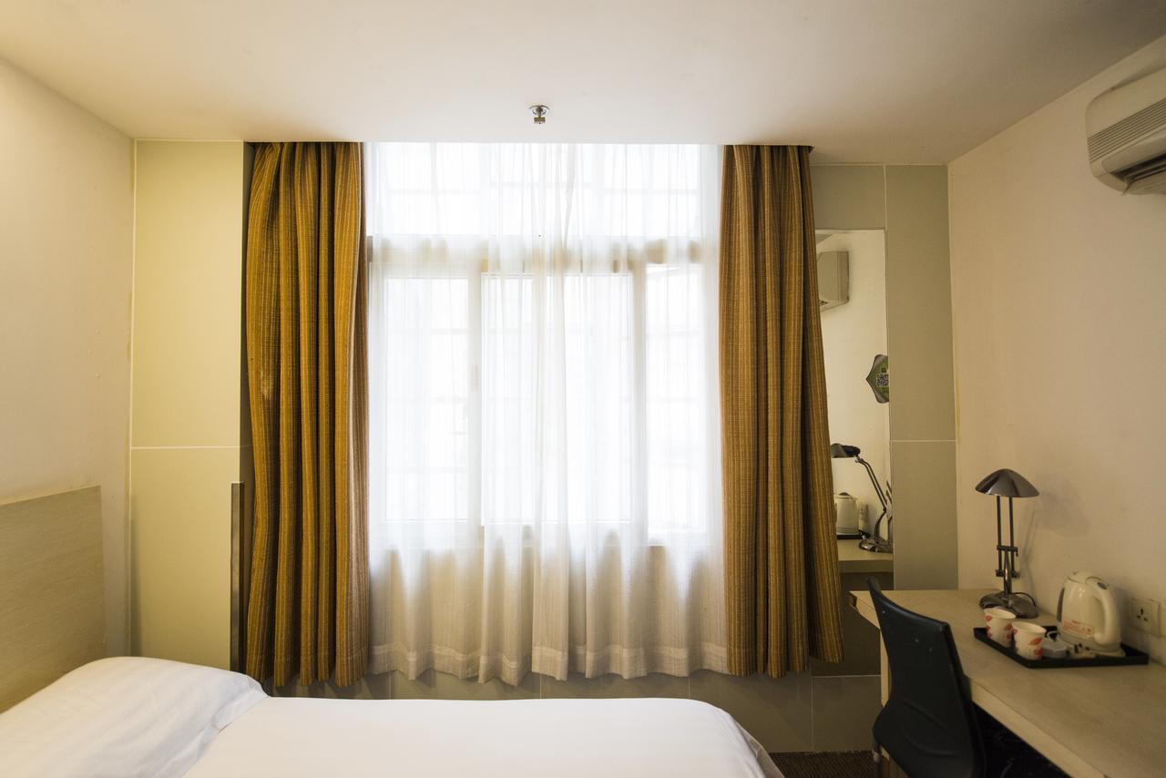 Motel Shenzhen Longgang Longcheng Square Metro Station ภายนอก รูปภาพ